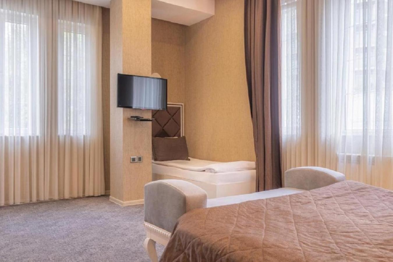 Maestro Hotel Baku Luaran gambar